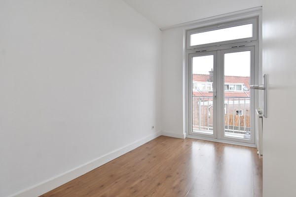 Medium property photo - Isingstraat 42, 2522 KA Den Haag